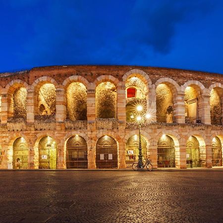 Ferienwohnung Residenza Duomo Verona Exterior foto